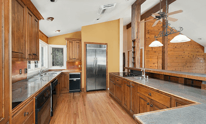 Modular & Traditional Kitchen Cabinets